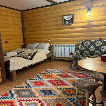 Чан-Садиба Гуцульська Пісня Mykulyčyn Exteriér fotografie